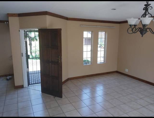 3 BEDROOM TOWNHOUSE FOR SALE IN WIERDA PARK